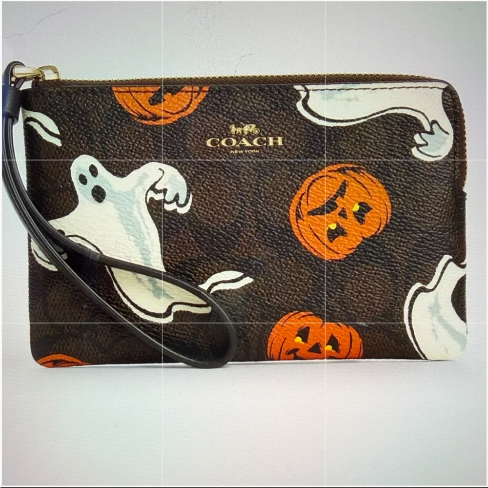 π»ππ» COACH CORNER ZIP WRISTLET IN SIGNATURE CANVAS WITH HALLOWEEN PRINT π»ππ» NWT π» - Picture 3 of 16